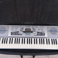 TASTIERA (pianola) ELETTRONICA BONTEMPI PM 678 USB
