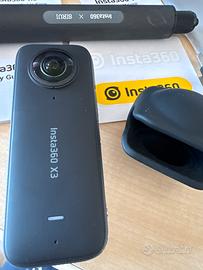 Insta360 x3 Pack completo pari a nuovo