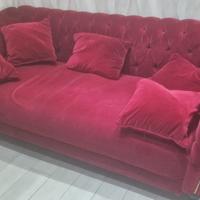 Divano rosso velluto 