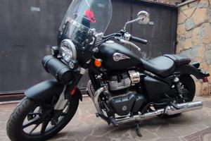 Royal Enfield Super Meteor - 2023