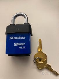Lucchetto master lock serie 6121