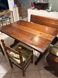 tavolo panca sedie