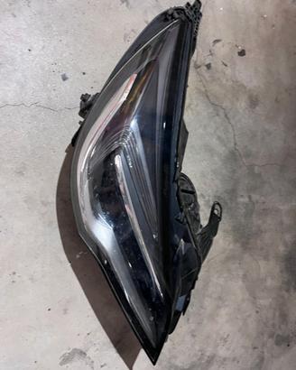 Faro anteriore destro Opel Astra K 39081893 134889
