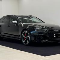 Audi RS4  CARBO CERAMICA