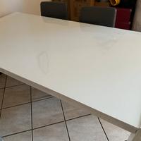 TAVOLO ALLUNGABILE CM180/260 CON SEDIE