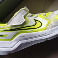 Nike Cosmic Runner bambino