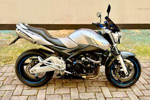 Suzuki GSR 600 Yoshimura