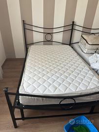 Letto in ferro con materasso 1 piazza e mezzo