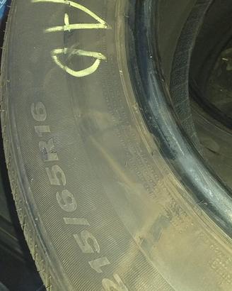 Pneumatici estivi 215/65 R16