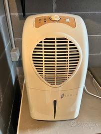 Deumidificatore con rotelle
