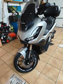 cupolino fumè Honda adv 350