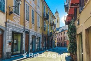 BORGO VAL DI TARO (PR) - QUADRILOCALE CON GARAGE,