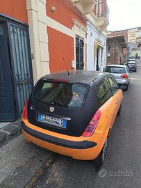 Lancia Ypsilon 1.2 Benzina MomoDesign (2006)