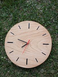 orologio in legno di castagno 