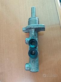 pompa dei freni originale Volkswagen Polo 1.4 TDI 