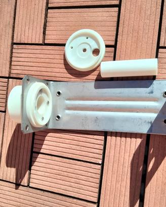 base per antenna verticale