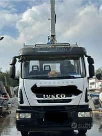 Camion iveco eurocargo