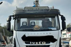 Camion iveco eurocargo