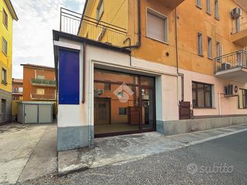 NEGOZIO A PIACENZA