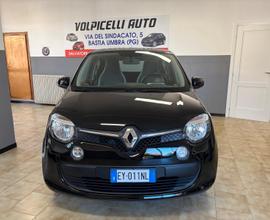 RENAULT TWINGO ANNO 2015 BZ 1.0 KM 153 MILA