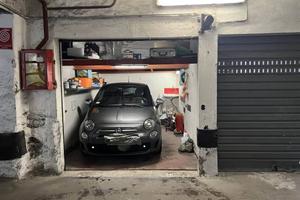 Box / Garage di 4 m² a Genova