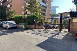 VENDITA POSTI AUTO EUR TORRINO VIALE DELLA GRANDE