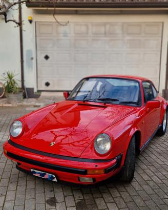 PORSCHE CARRERA 3.2cc 1984
