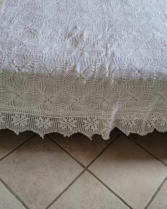 Coperta Matrimoniale a Mano all'Uncinetto - Cotone