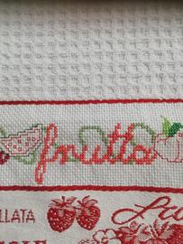 asciugapiatti a punto croce 