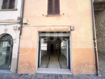Negozio Gubbio [NEGGARIBALDI350ACG]