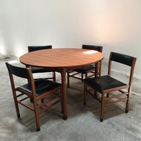 tavolo e sedie svedesi