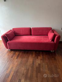 Divano in tessuto rosso