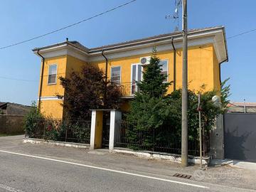 Villa di 162 m² con 4 locali a Mortara