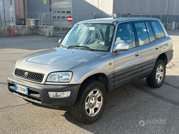 Toyota Rav 4 - 83000 km