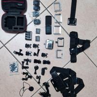 GoPro Hero 4 Black Edition con accessori