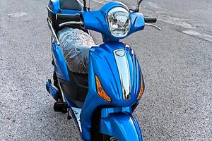 Yadea 2022 | Batteria Maggiorata 22Ah + Stereo Blu