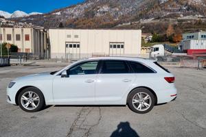 Audi A4 Avant s-tronic 2.0 TDI 150cv Business
