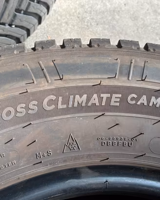 Michelin Cross Climate Camping