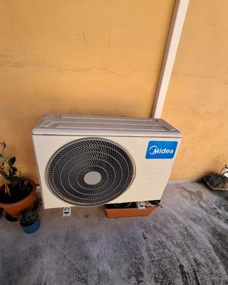 Set 2 Climatizzatori / pompe di calore Midea
