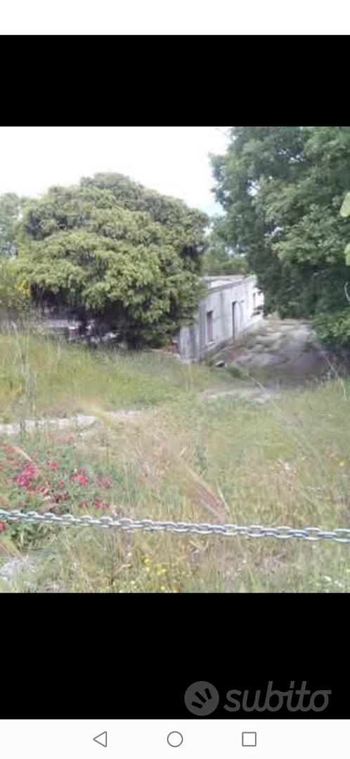 Terreno con fabbricato - Vista 2