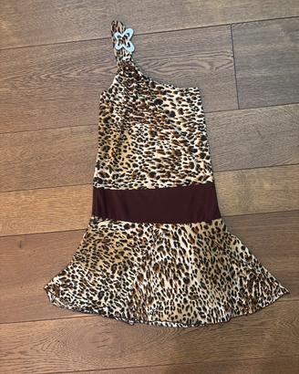 Vestito corto, mono spalla con fantasia leopardata