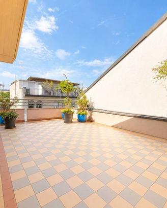 Appartamento di 135 m² con 3 locali a Milano
