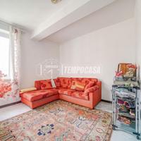 AMPIO TRE LOCALI CON TERRAZZO!!