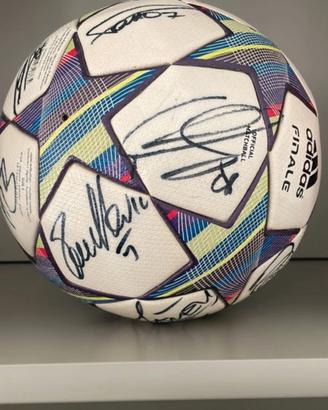 Pallone Finale champions League Madrid Inter