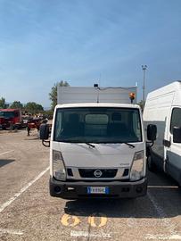 Nissan NT400 Cabstar 35.13 cassone + pedana