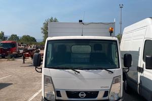 Nissan NT400 Cabstar 35.13 cassone + pedana