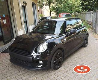 MINI One 3p Total Black OK NEOPATENTATI