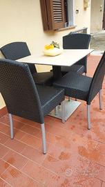 tavolino + 4 sedie