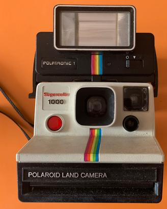 POLAROID 1000 LAND CAMERA CON FLASH
