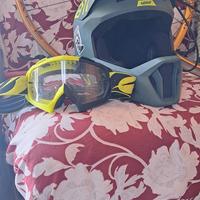 casco leatt enduro+ mascherina oneal